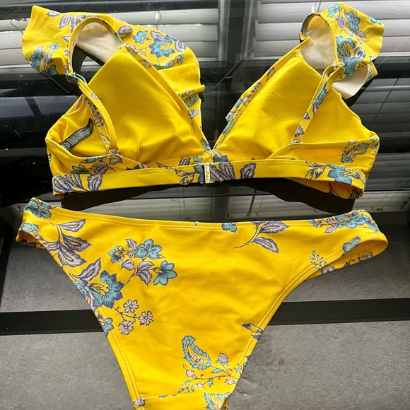 Sam Edelman yellow and blue floral swimsuit - Picture 2 of 5